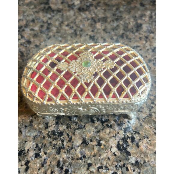 Vtg Embossed Footed Trinket Jewelry Box Red Velvet Lined Japan - Picture 2 of 10